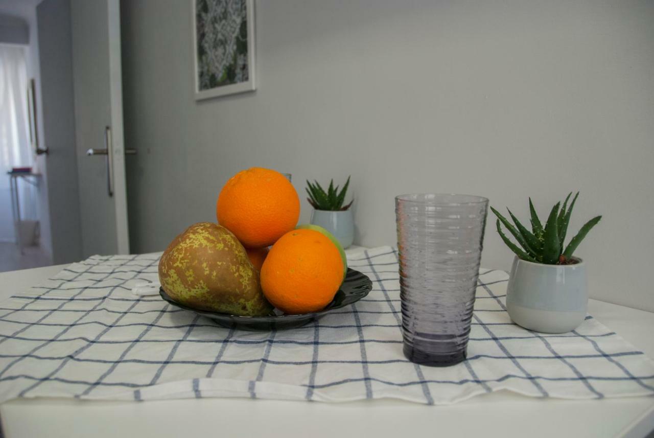 Plaza De Toro Studio Apartment Аликанте Екстериор снимка